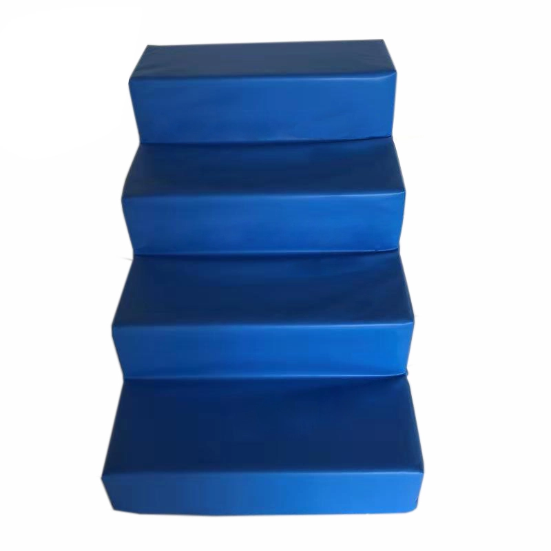 चार-चरण सीढी