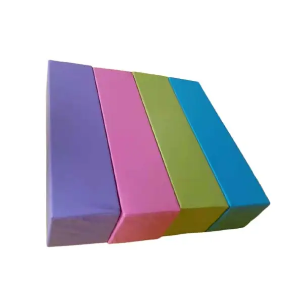 नरम बेन्च